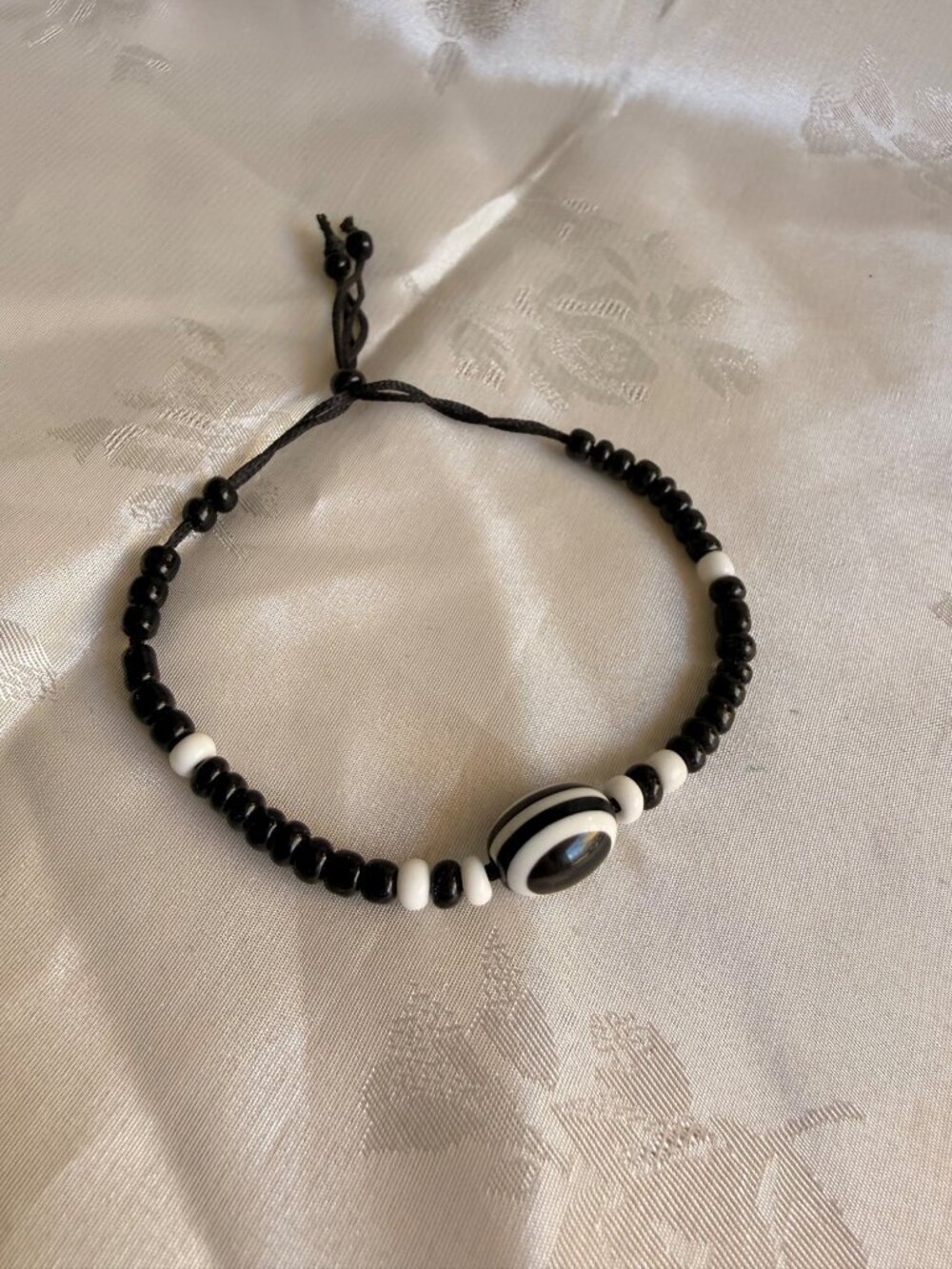 Black & White Beaded Bracelet w/ Adjustable Knot Closure